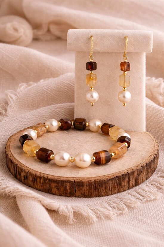 Dabīgo pērļu rotu komplekts "Tauriņa zelts"